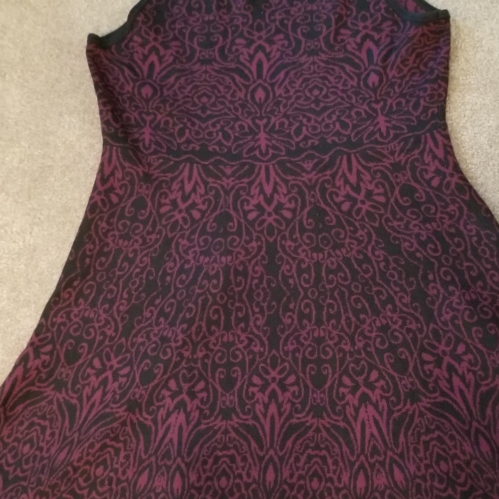 Dress - Picture 2 of 3